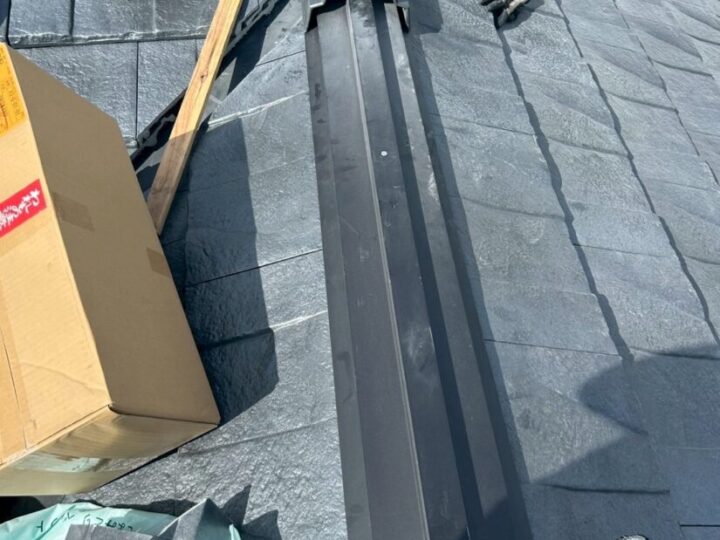 屋根葺き替え工事　棟板金