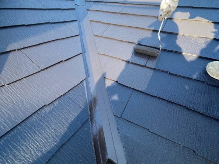 屋根塗装　中塗り